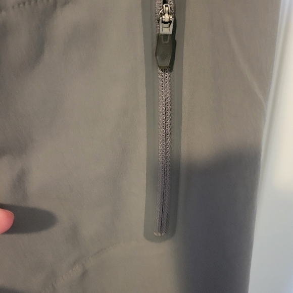 Plus size womans Columbia pants - Picture 6 of 6